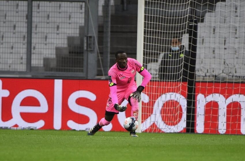  Dijon FC: Saturnin Allagbé retrouve sa place de numéro 1