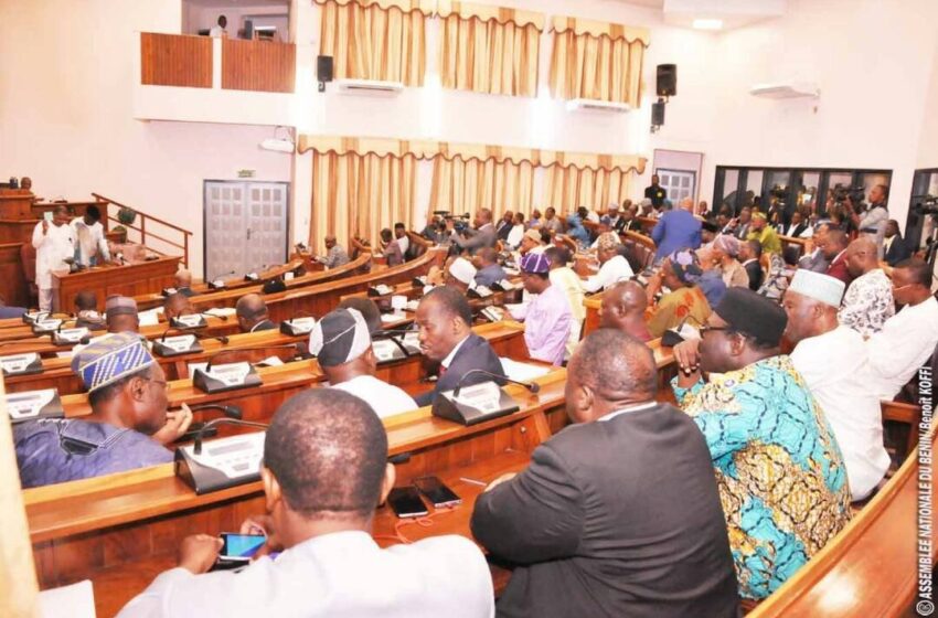  Limitation du nombre de mandats à l’Assemblée Nationale: L’incertitude gagne le rang des députés