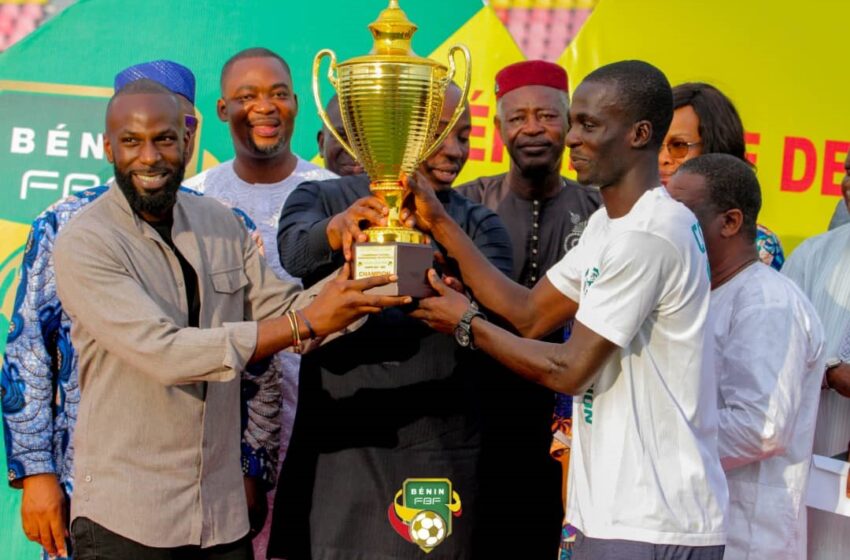  Fin de la saison 2021-2022 de Football au Bénin: Les meilleures équipes honorées
