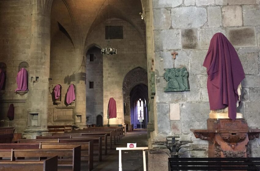  Voile des statues et images dans les églises catholiques avant Pâques: Les raisons