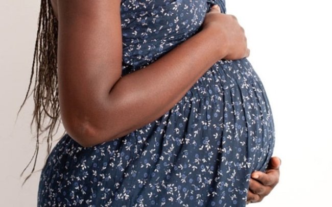  Pour éviter aux filles de tomber enceinte pendant les vacances : Parents, doublez de vigilance