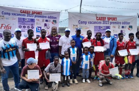 Clôture de Camp vacances de football : CAEEF Sport récompense les meilleurs