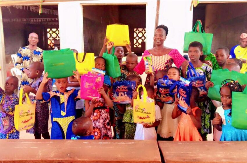  Noël des enfants à Bohicon : Des enfants de Ouassaho et de Manaboè gratifiés de jouets